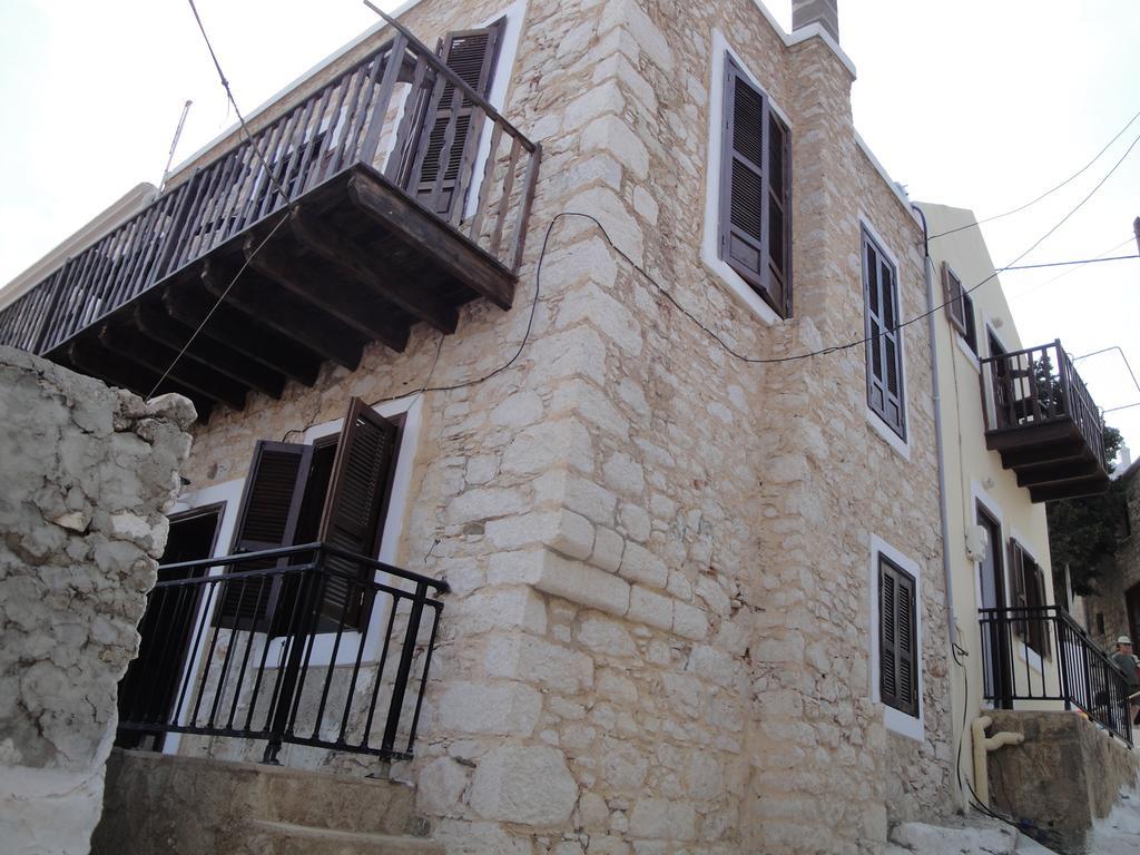 Villa Chrysodimi Chalki Town Chambre photo