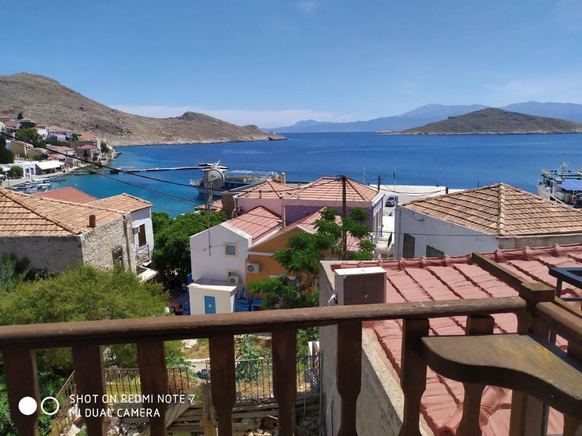 Villa Chrysodimi Chalki Town Extérieur photo