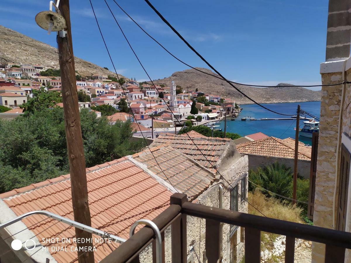 Villa Chrysodimi Chalki Town Extérieur photo